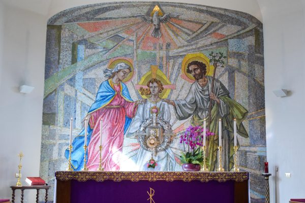 Adorazione Eucaristica – Cappella delle MDR
